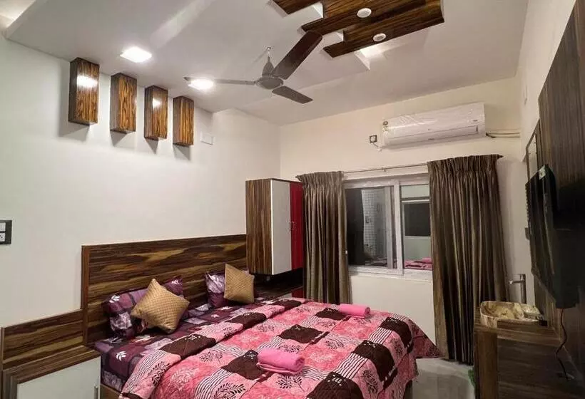 Hotelli Coco Holidays