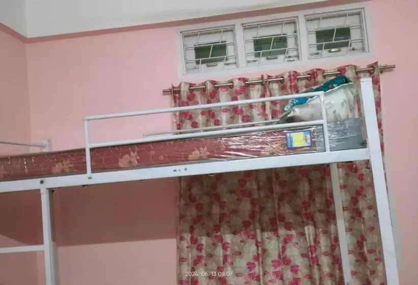 International Backpackers Hostel Guwahati