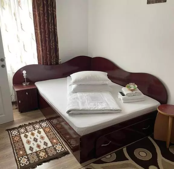 ペンション Casa Adi