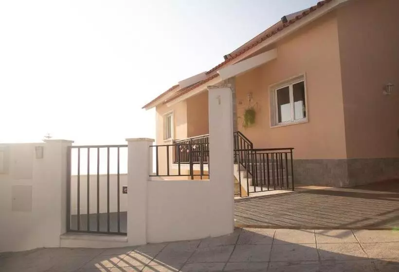 Majatalo Casa Das Flores