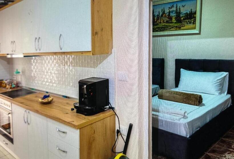 پانسیون Del Mar Vlore