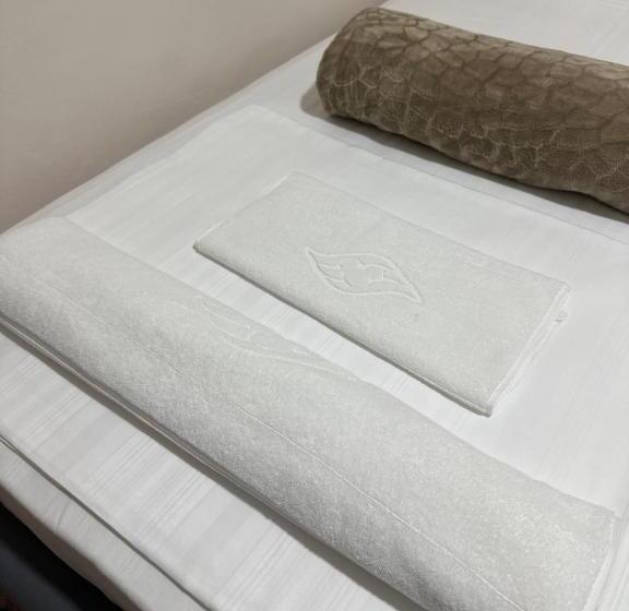 پانسیون Del Mar Vlore