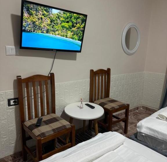 پانسیون Del Mar Vlore