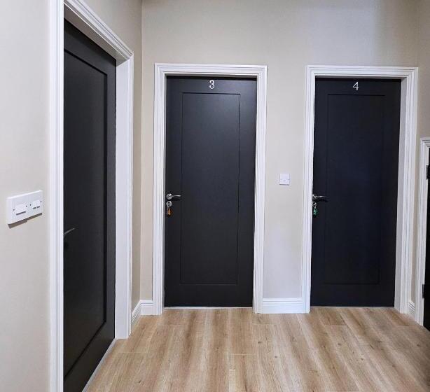 بنسيون Dromod Suites