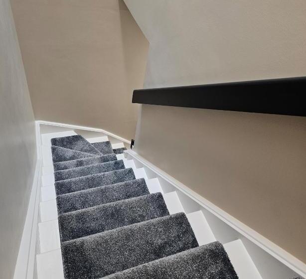 بنسيون Dromod Suites