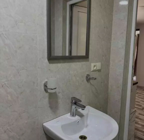 پانسیون Family Hotel 464