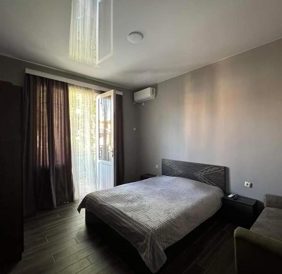 پانسیون Family Hotel 464