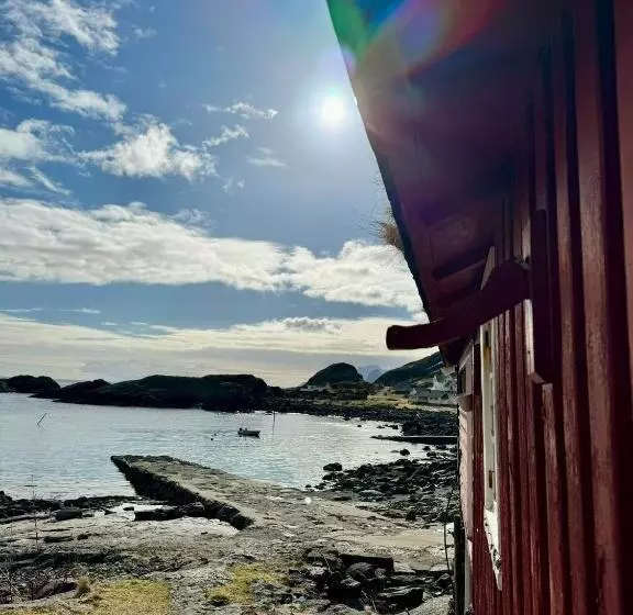 Majatalo Fiskeværet Nesland