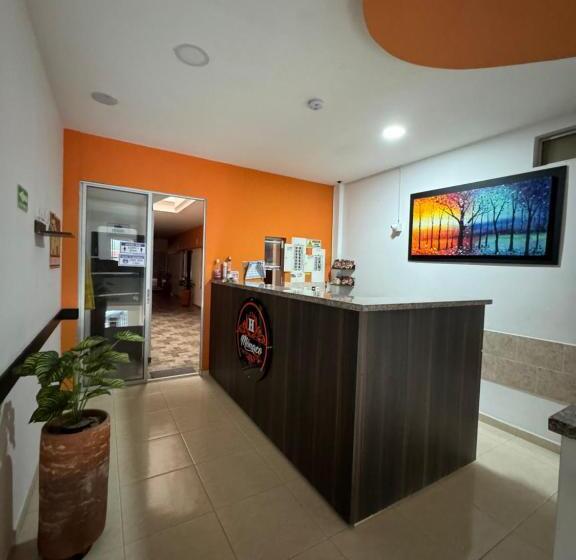 Pension H Mónaco Suite