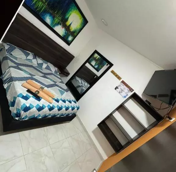 پانسیون H Mónaco Suite