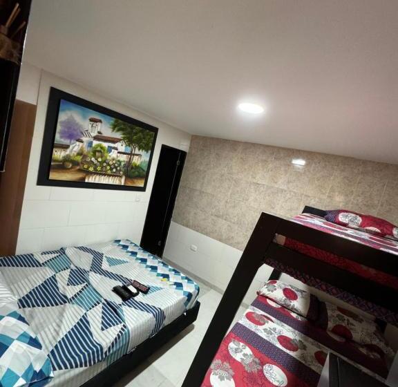 Pension H Mónaco Suite