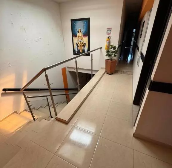 پانسیون H Mónaco Suite