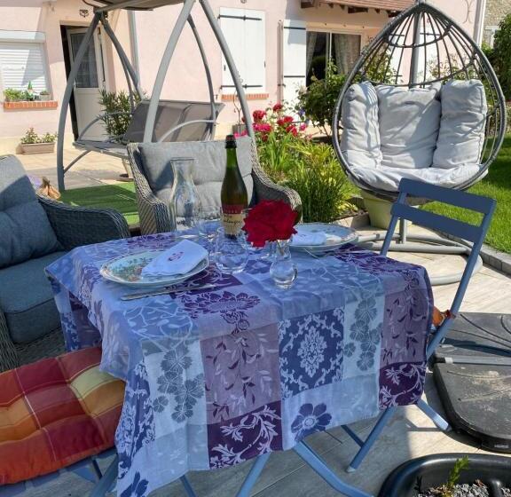 Пансион Une Parenthèse Fleurie