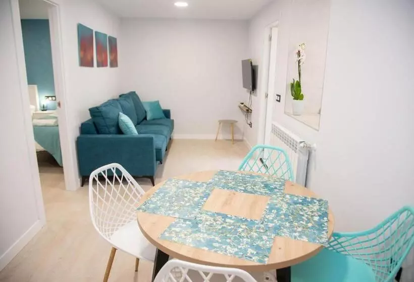 Pregonero Urban Suites   Azul