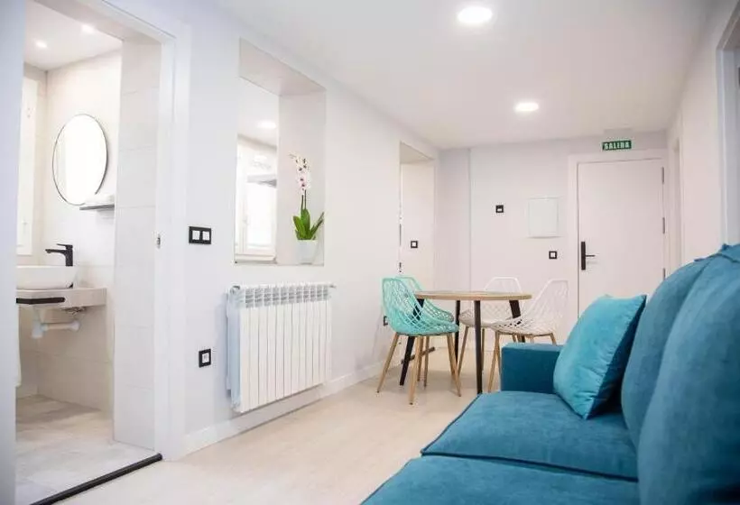 Pregonero Urban Suites   Azul