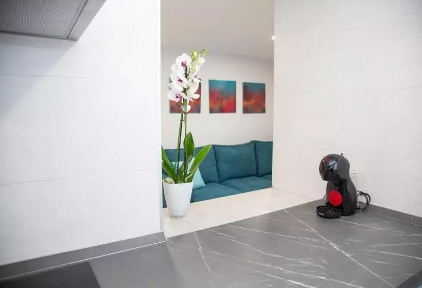 Pregonero Urban Suites   Azul