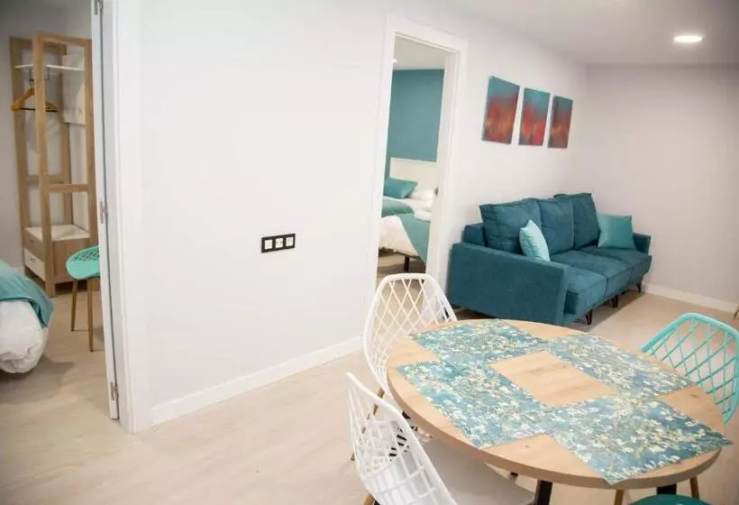 Pregonero Urban Suites   Azul