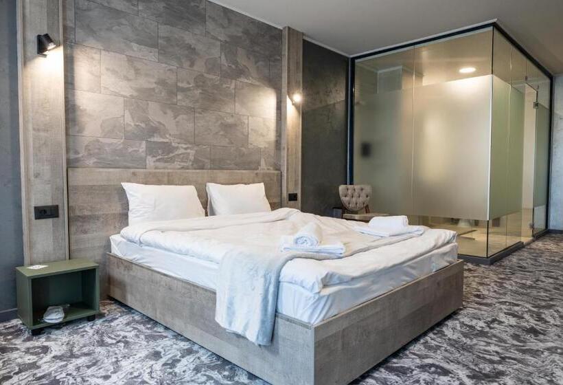 Rcr Einstein Studios 2