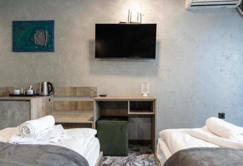 Rcr Einstein Studios 2