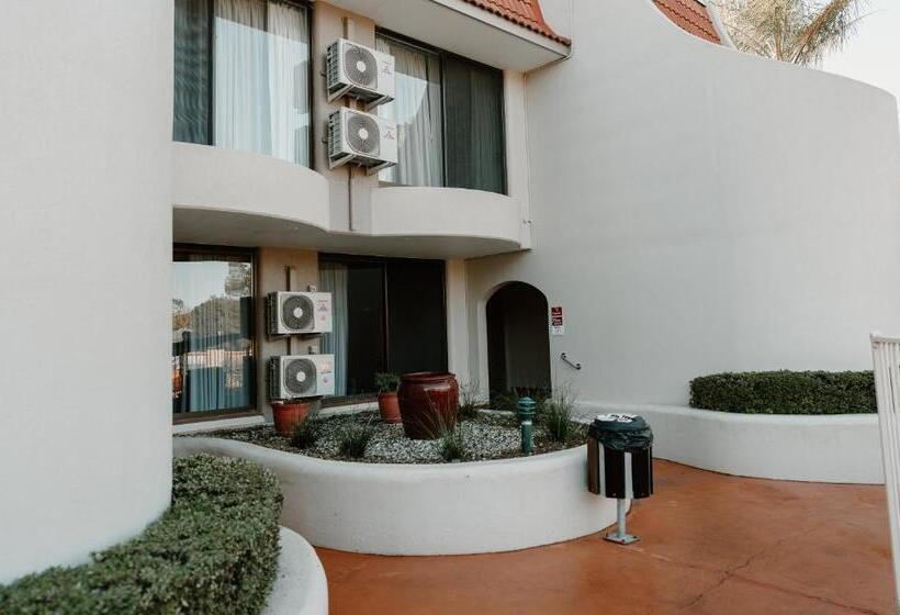 리조트 Lake Mulwala Boatel