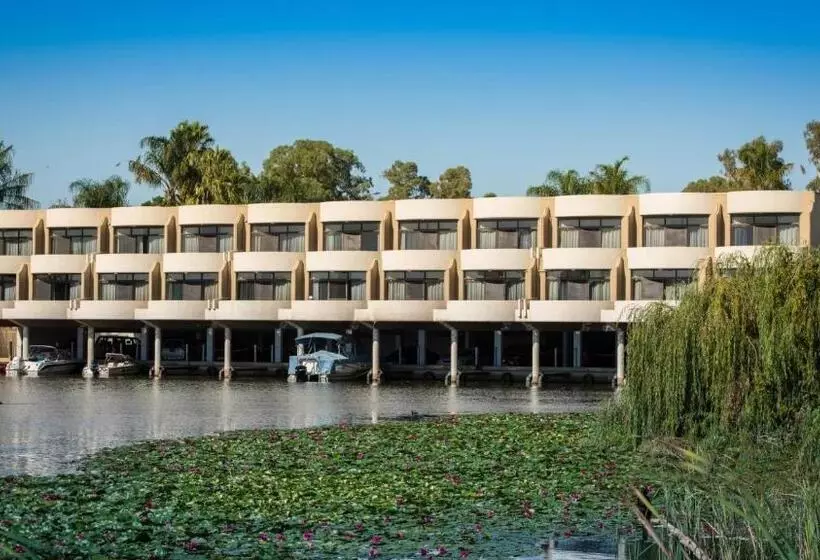 Lomakeskus Lake Mulwala Boatel