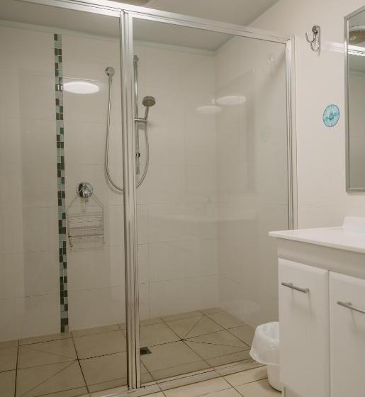 리조트 Lake Mulwala Boatel