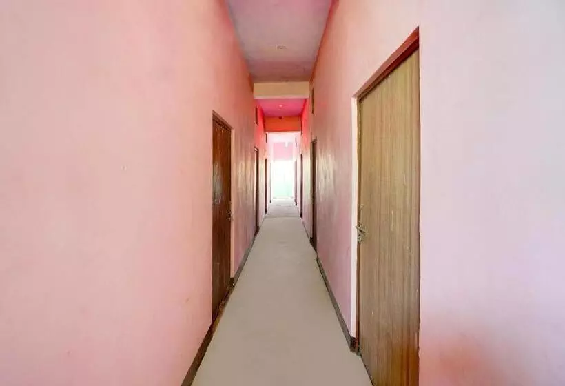 Spot On Hotel Royal Palace