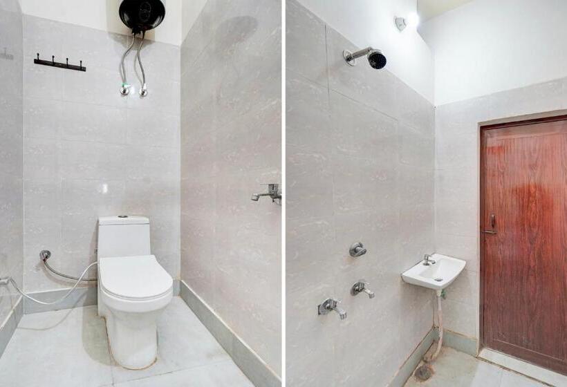 Spot On Hotel Royal Palace