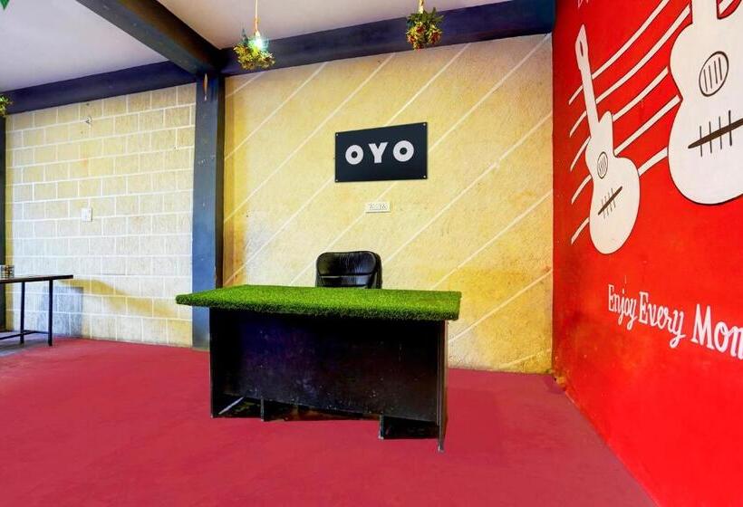 Spot On Hotel Royal Palace