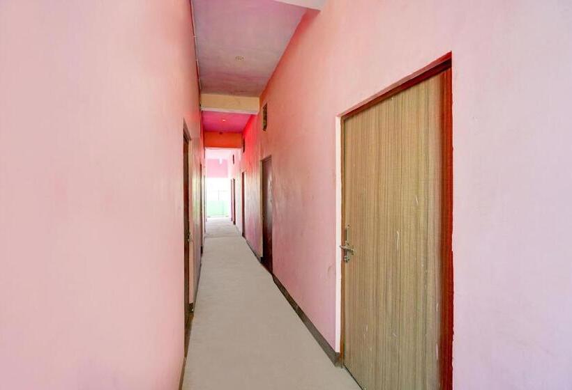 Spot On Hotel Royal Palace