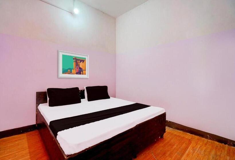 Spot On Hotel Royal Palace