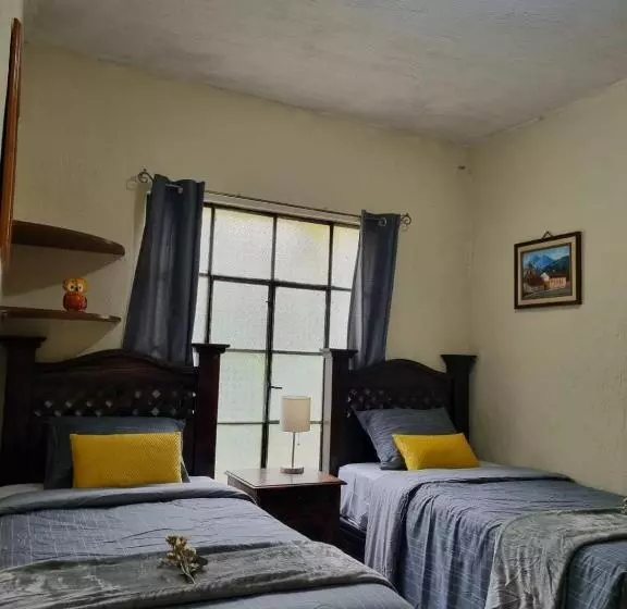 هاستل Mazaryk Bed And Breakfast