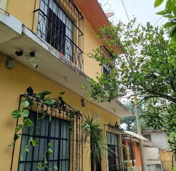 هاستل Mazaryk Bed And Breakfast