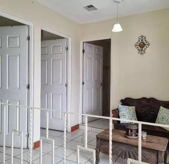 هاستل Mazaryk Bed And Breakfast