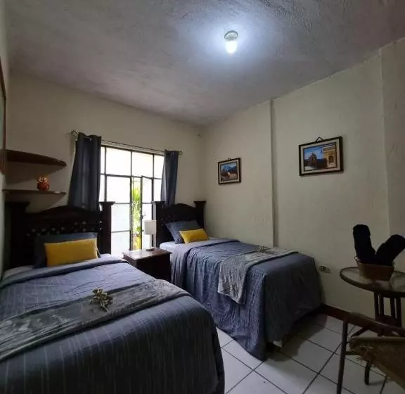 هاستل Mazaryk Bed And Breakfast