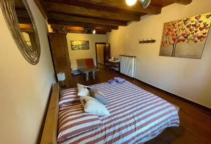 ベッドアンドブレックファースト Chambres D Hôtes Avec Entrée Privative Au Calme Dans Maison De Village