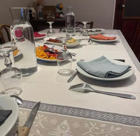 ベッドアンドブレックファースト Chambres D Hôtes Avec Entrée Privative Au Calme Dans Maison De Village