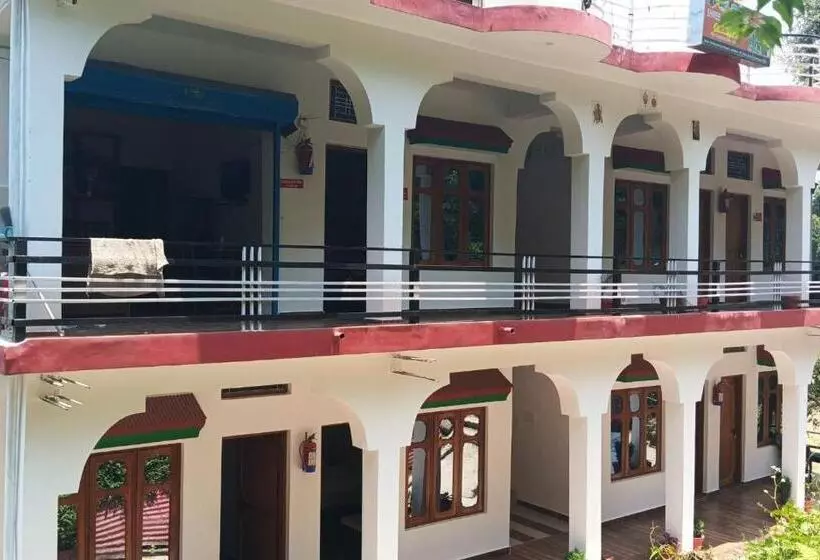 Aamiaismajoitus (B&B) Shri Sher Palace By Stayapart