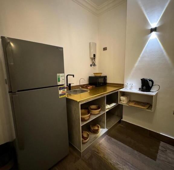 Elite Residents Sheikh Zayed