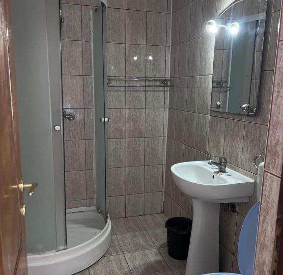 בית מלון כפרי Alexandra Vile