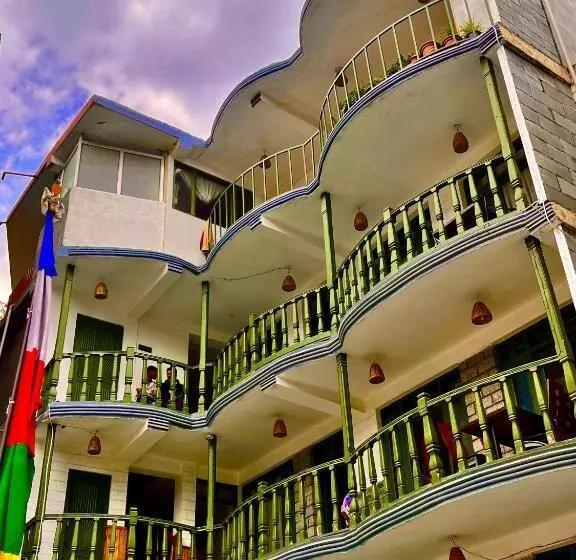 ホテル Royal View   Affordable Luxury Stay