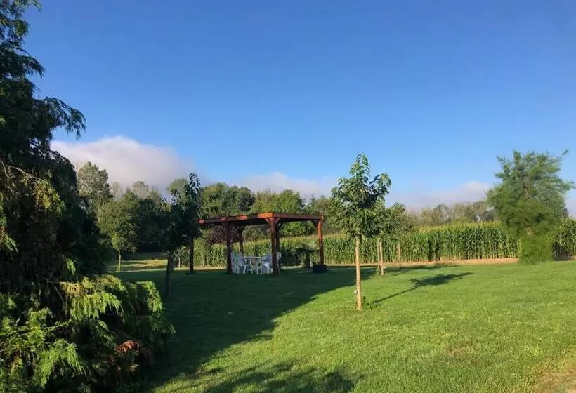 Hotelli Au Coeur De Notre Ferme Céréalière