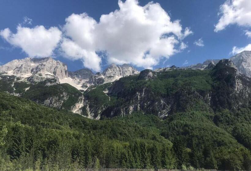 فندق Bujtina Aroma E Malit