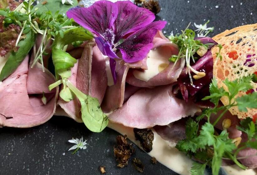 Отель Gasthof Krönele