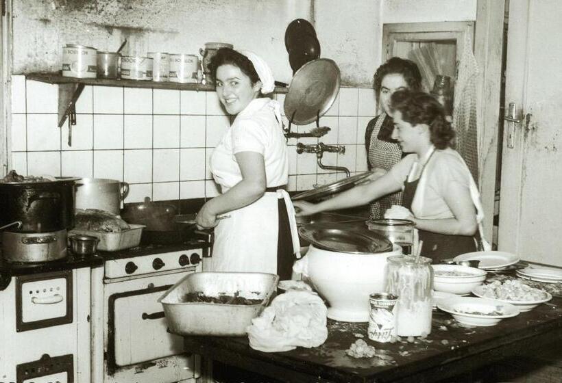 Отель Gasthof Krönele