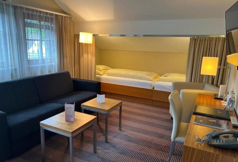 Отель Gasthof Krönele