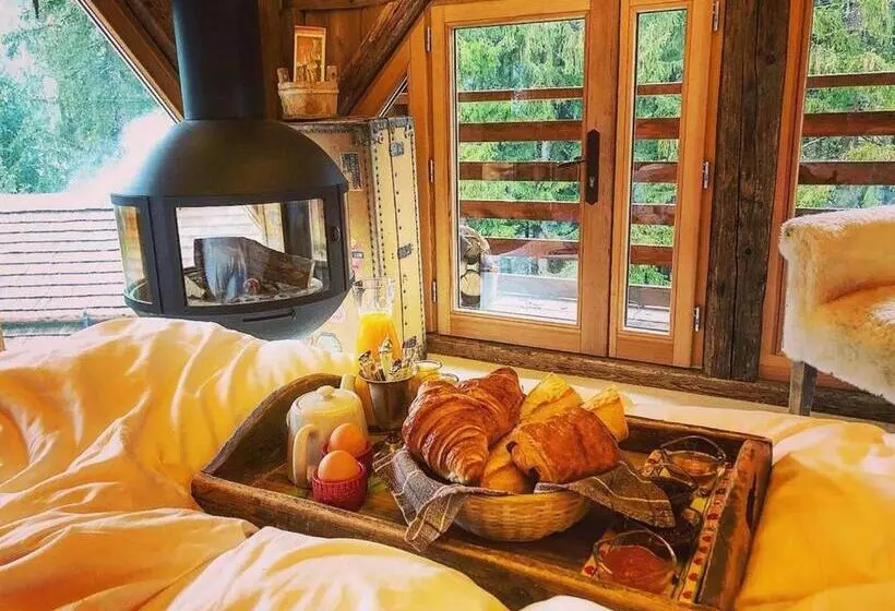 Hotelli Hôtel Les Chalets De Philippe Avec Jacuzzis Privatifs