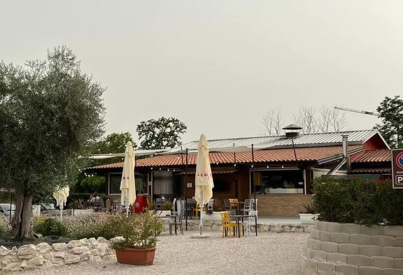Hotelli Ll Crinale Village