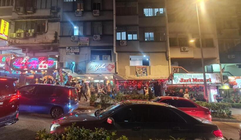 هتل Moon Light Inn