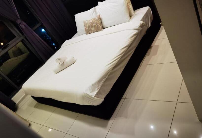 هتل Moon Light Inn